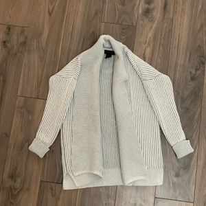 Tahari xs knit cardigan